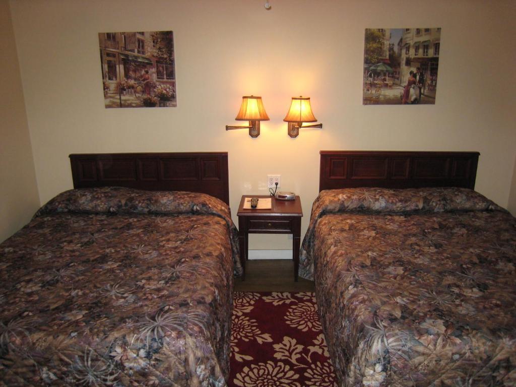Johnny'S Motel Grand Forks Exterior foto